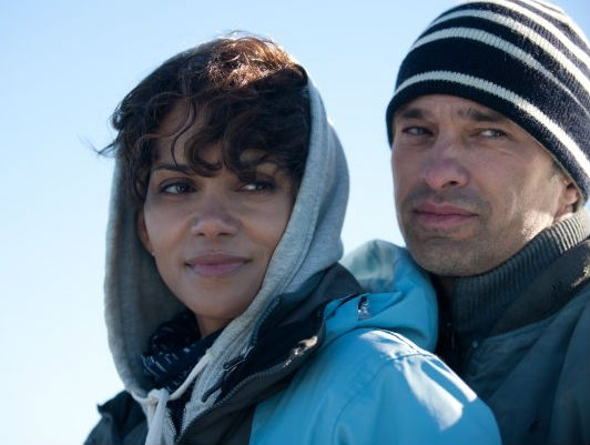 Halle Berry and Olivier Martinez in Dark Tide. (Lionsgate)