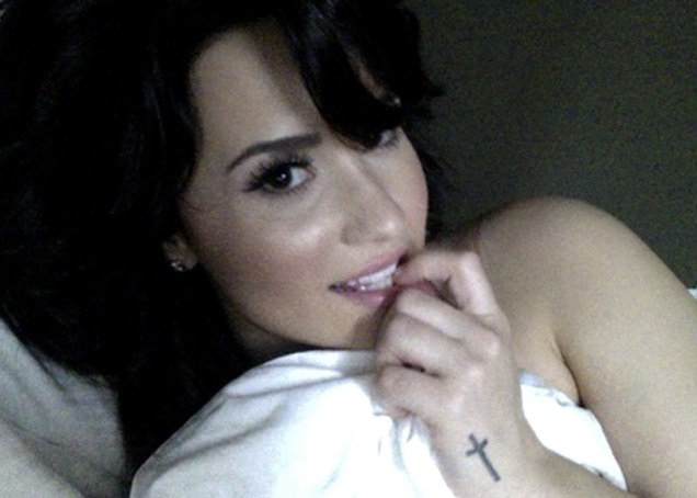 Demi Lovato topless