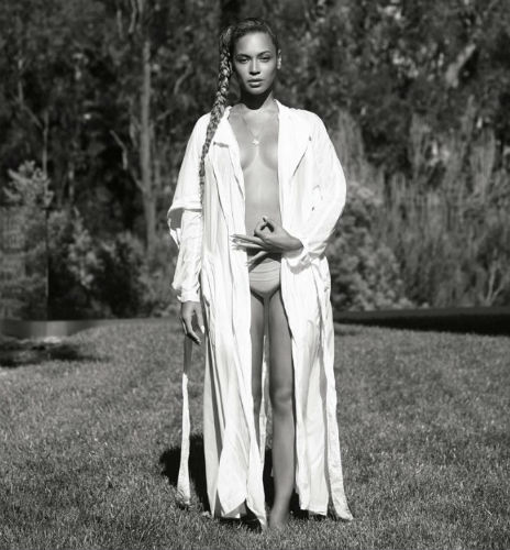 Beyonce topless in Flaunt